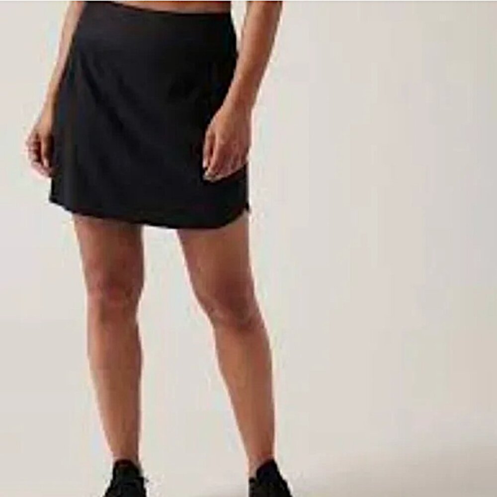 Athleta black skort size M